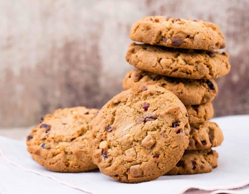 Crispy Oats & Chocolate Chip Cookies