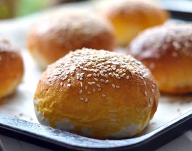 Sesame Hamburger Buns