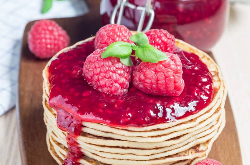 Coconut crepes with raspberry sauce 