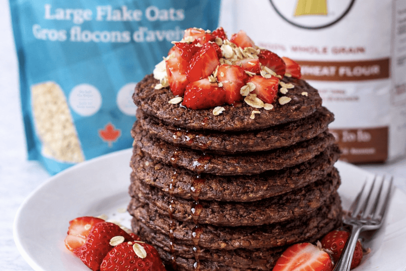 Valentine’s Day Red Velvet Oat Pancakes