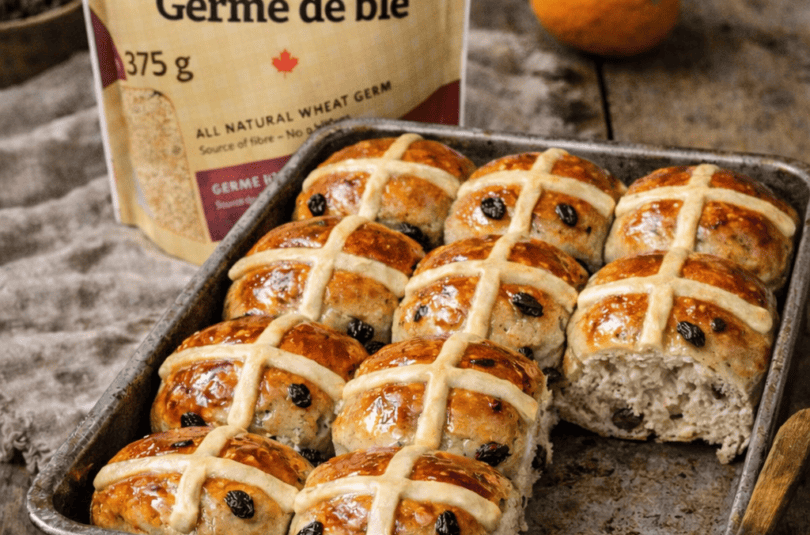 Soft & Fluffy Hot Cross Buns (with Wheat Germ) Easter: Soft and Fluffy Hot Cross Buns (with Wheat Germ)